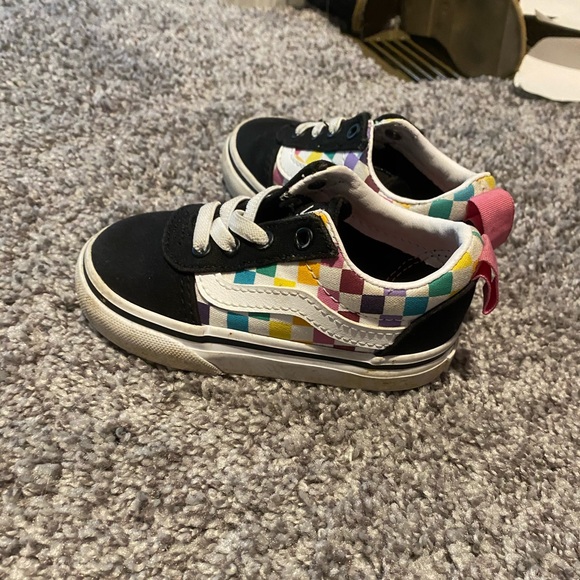 youth vans size 6